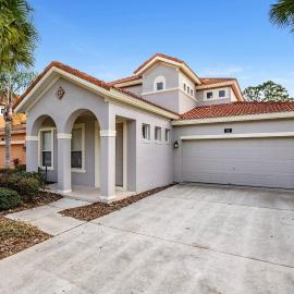 Gorgeous Davenport 5 Bed Villa with Pool Hot Tub