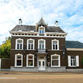 Villa Tilia, хотел в Retie