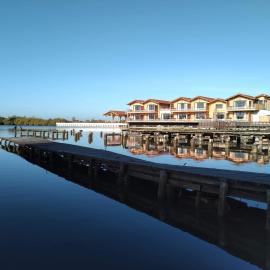 LES 12 DE LARROS, hotel a Gujan-Mestras