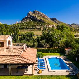 Villa BARRACA, hotel in Port de Pollensa