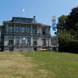 Kreuzlingen Youth Hostel، فندق في كروزلينغن