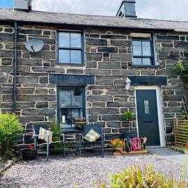 Pen y Cwm Cottage