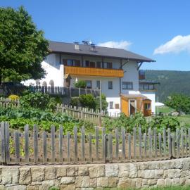 Rastlhof, отель в городе Мельтина