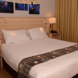 Crystal Suites: Amman şehrinde bir otel