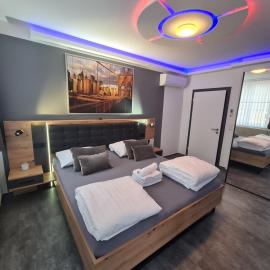 Pension Zwei A, hotel v destinácii Leverkusen