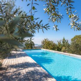 Villa EMI