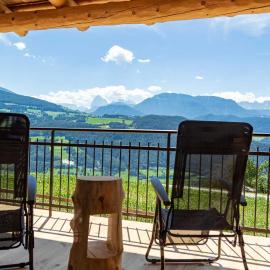 Schweiggerhof -Agriturismo- Farm Holidays, hótel í Villandro