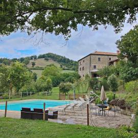 Holiday Home in Apecchio with Pool & Terrace