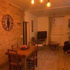 gîte de nonna, hotel in Givet