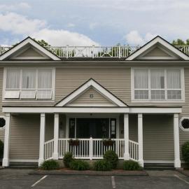 The Central Downtown Inn Suites, hotel em Pittsfield