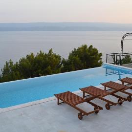 Sea-View Retreat in Celina