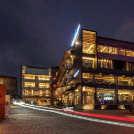 GRANDE IRIS โรงแรมในสุลต่านบาเทรี