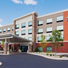 Holiday Inn Express & Suites - Fayetteville by IHG, hotel in Fayetteville