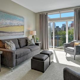 Viesnīca City Water View Oasis with Pool & Gym near Cruise in Heart of Seattle Sietlā