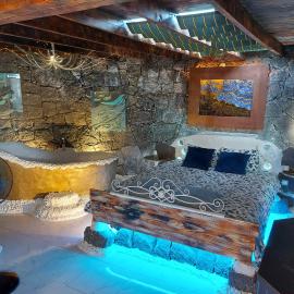 Viesnīca ALOELUX VILLA ! - Private Villa with Jacuzzi, cinema ,massage ,wonderful view, art desing villa pilsētā Conil