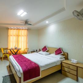KSTDC Hotel Mayura Nisarga Pearl Valley, hotel v mestu Anekal