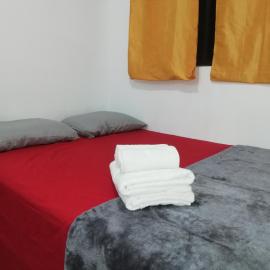 Pinares de Santa monica 6HB, hotel din Nueva San Salvador