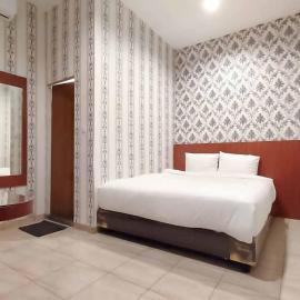 RedDoorz Plus @ Jalan Letda Sujono Medan 2, hotel i Pulauberayan Dadap