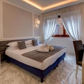 Grande Albergo Roma: Piacenza'da bir otel