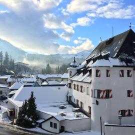 Family Hotel Schloss Rosenegg, hotel a Fieberbrunn