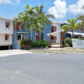 Marina Beach Holiday Home