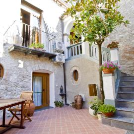Ospitalità Don Carlo, hotel v destinácii Tortorella