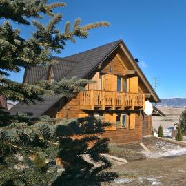 Kiwi Chalet, hotel v mestu Kupres