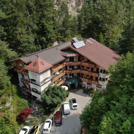 Hotel Gasthof Felsenkeller, hotel em Kufstein