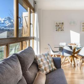 Chalet Casa La Cumbrecita en Panticosa, khách sạn ở Panticosa