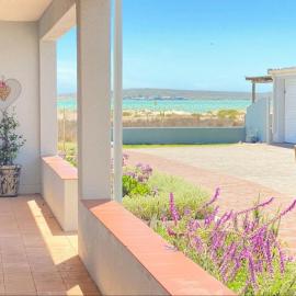 3 Sea View Lodge, hotel in Langebaan