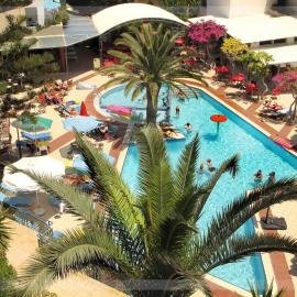 Ibiscos Garden Hotel, מלון ברתימנו