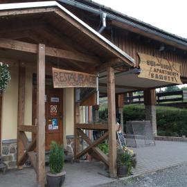 SKI-BIKE APARTMENTS, hotel in Železná Ruda