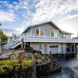 The Chinook House, Hotel in Depoe Bay