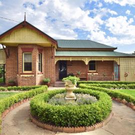 Avoca House - Gorgeous Federation Home