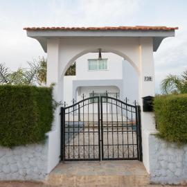 Makronissos Beach Villas