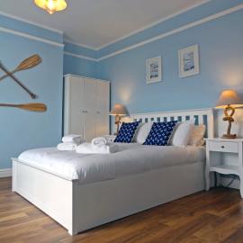 Nautical Apartment by Seaside Llandudno