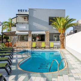 ICandy Sol, hotel Máliában
