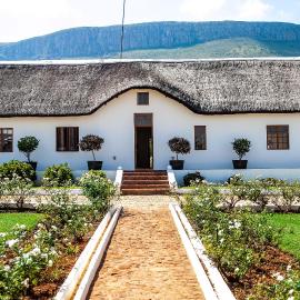 Steynshoop self-catering Valley Lodge, hótel í Hekpoort