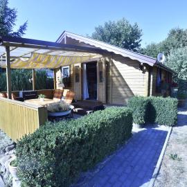 Bungalow in Klein Str mkendorf, hotel in Klein Strömkendorf