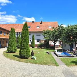 Charmante Ferienwohnung mit Garten in Hüddingen