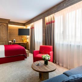 Edelweiss Manotel