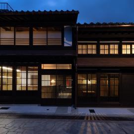 民家ホテル「金ノ三寸」(かねのさんずん）, hotel u gradu Takaoka
