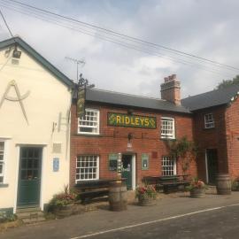 The Compasses – hotel w mieście Chelmsford