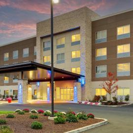 Holiday Inn Express & Suites - Middletown - Goshen by IHG, hotel u gradu 'Middletown'