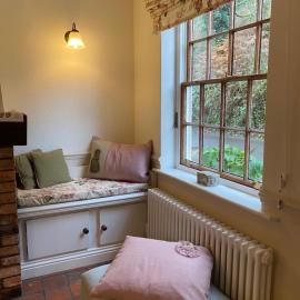Rock View Cottage, 2 bedrooms near Alton Towers, hotel in Alton