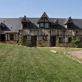 Les Chambres de Pontfol - Chambres d'hôtes - Guest house, hotel in Victot-Pontfol