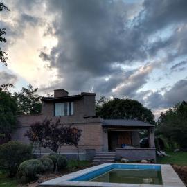 Hermosa casa en Potrero de Garay, hotel in Potrero de Garay