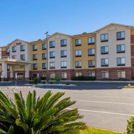 Comfort Inn & Suites Montgomery Eastchase, hotell i Montgomery