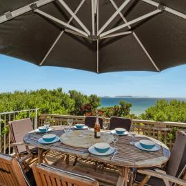 Double the Beach - Opito Bay Holiday Home, hotel in Opito Bay