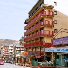 Kione Paradís Blanc, hotel in Pas de la Casa